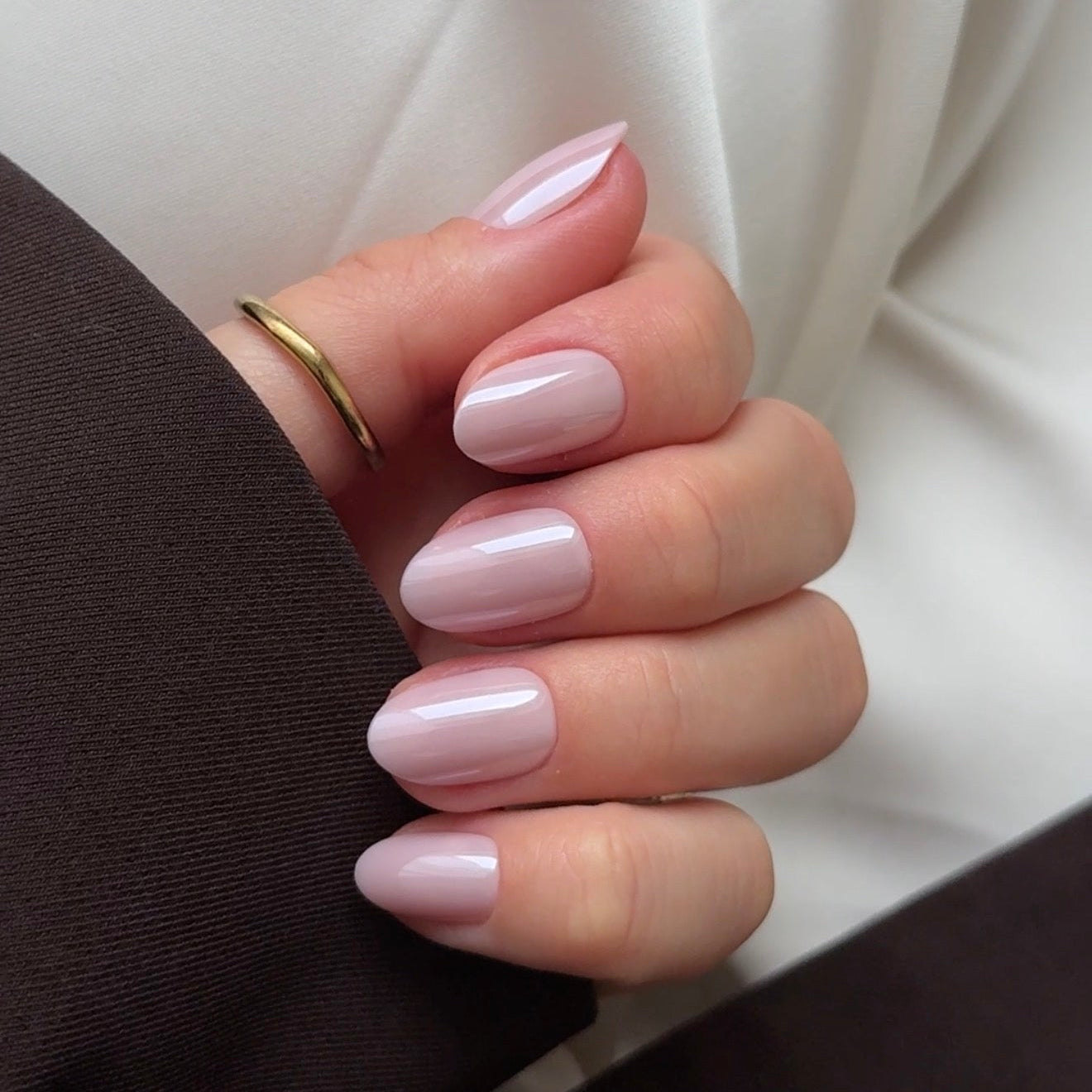 Pearly Round Softgel Press On Nails (inkl. Klebesticker & Nagelkleber)