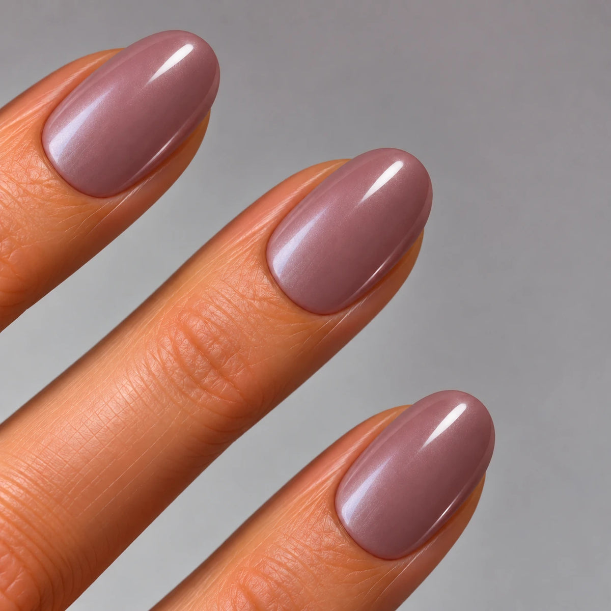 NAILD Vintage Chrome Round – Tragefoto