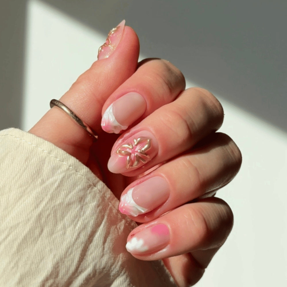 Golden Bloom Almond 3D NAILDZ Softgel Press On Nails (inkl. Klebesticker & Nagelkleber)