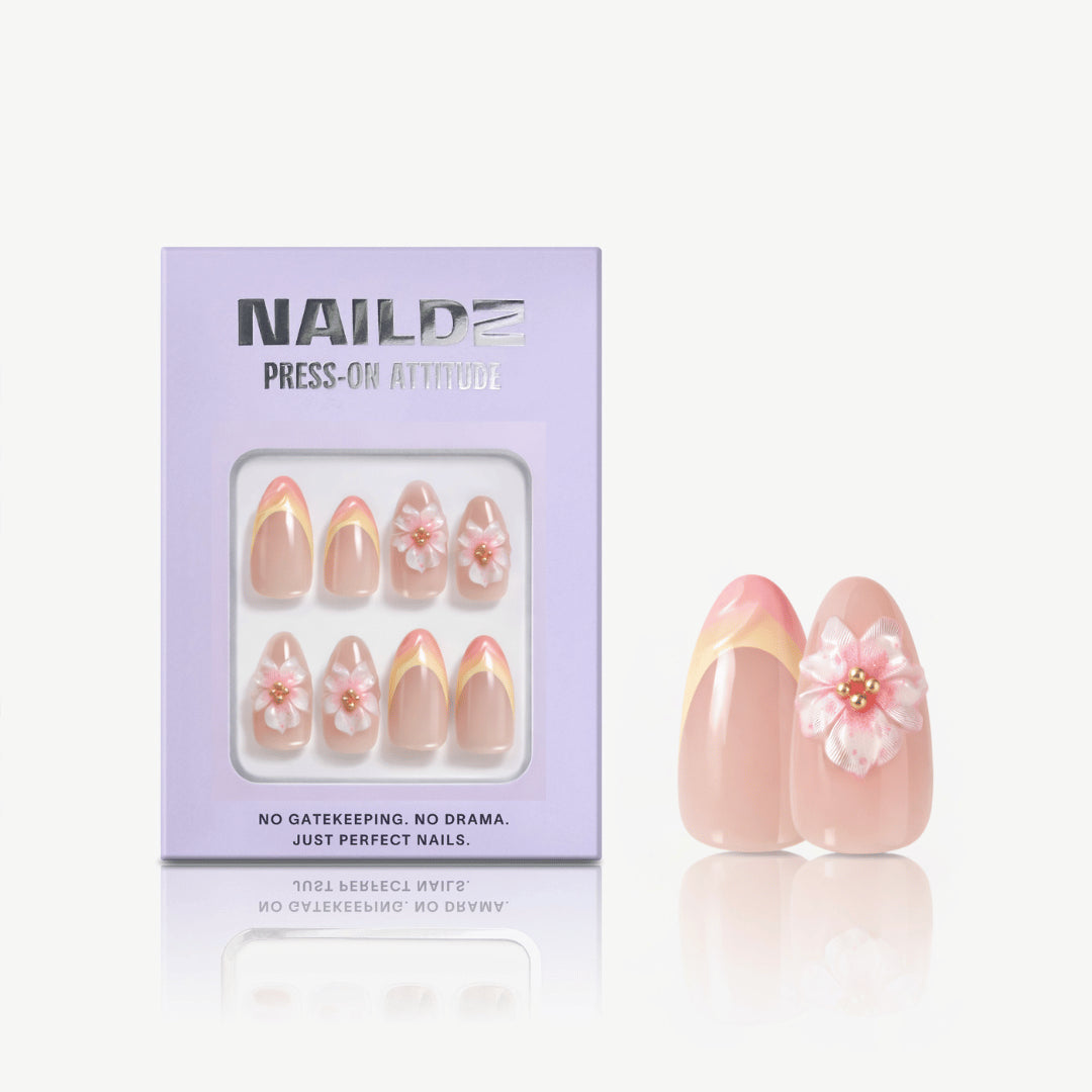 Blossom crush Almond 3D NAILDZ Softgel Press On Nails (inkl. Klebesticker & Nagelkleber)