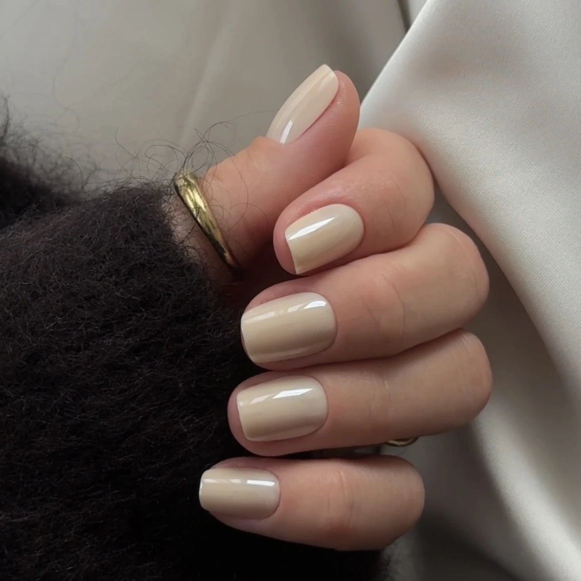 Butter Chrome Short Square Softgel Press On Nails (inkl. Klebesticker & Nagelkleber)