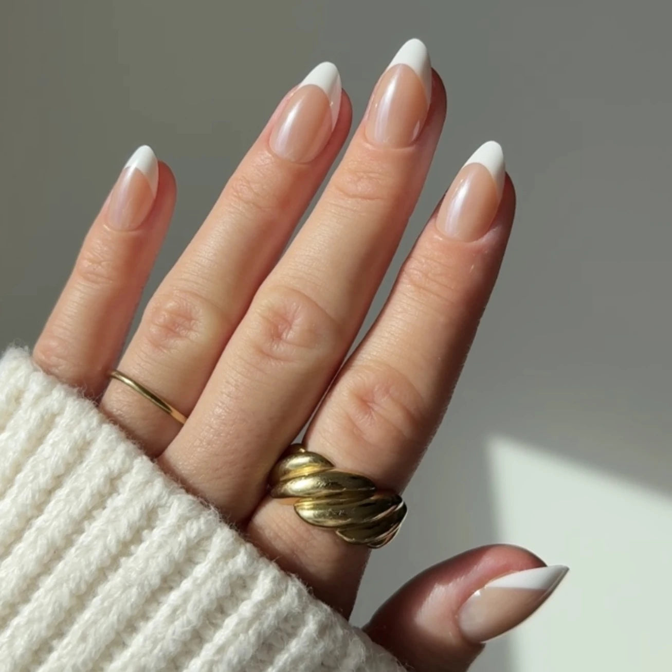 French Almond Chrome Softgel Press On Nails (inkl. Klebesticker & Nagelkleber)