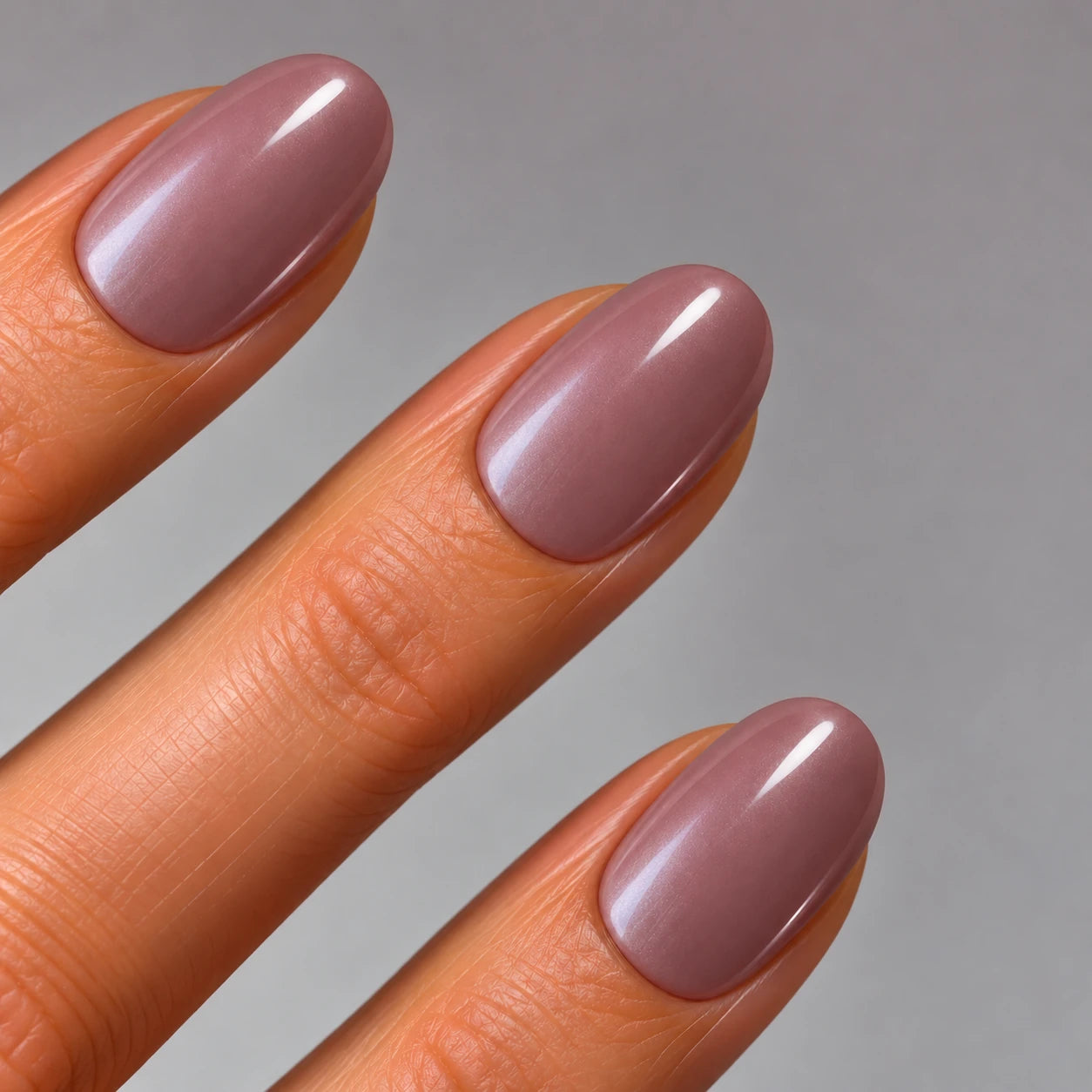 NAILD Vintage Chrome Round – Tragefoto