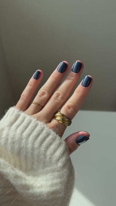 NAILD Midnight Short XXS Square Press-On Nails – Show-off
