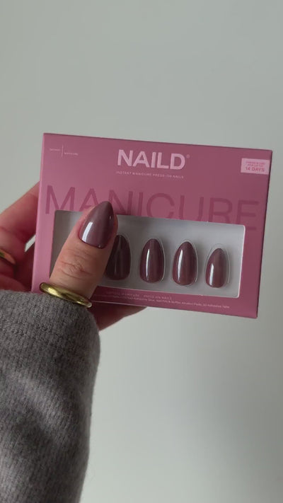 NAILD Cocoa Nude Chrome Almond – Verpackung