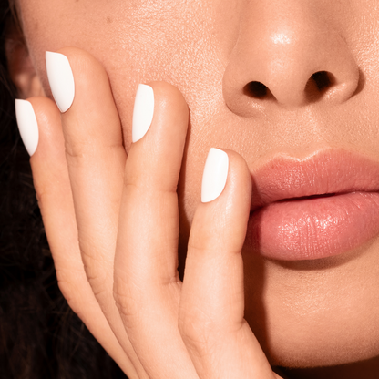 REMINI WHITE short Naild Press on artificial nails 