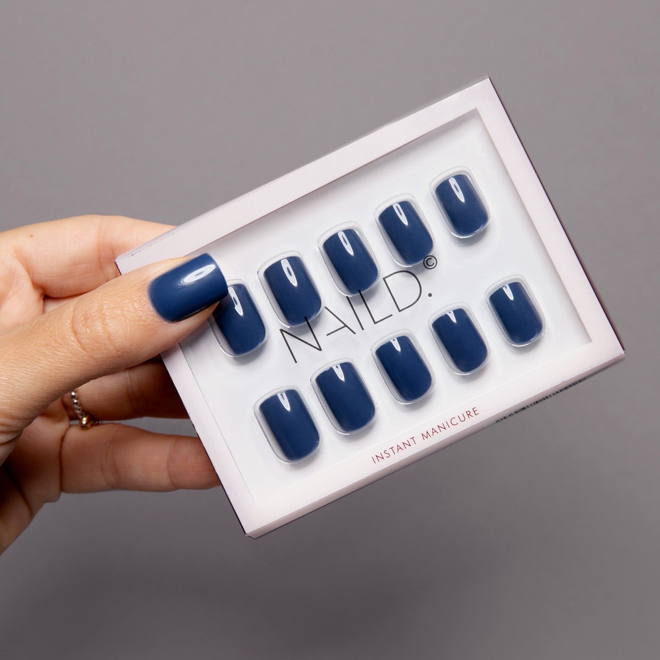 Unghie Press On Corte Amalfi Blue (incl. colla per unghie)