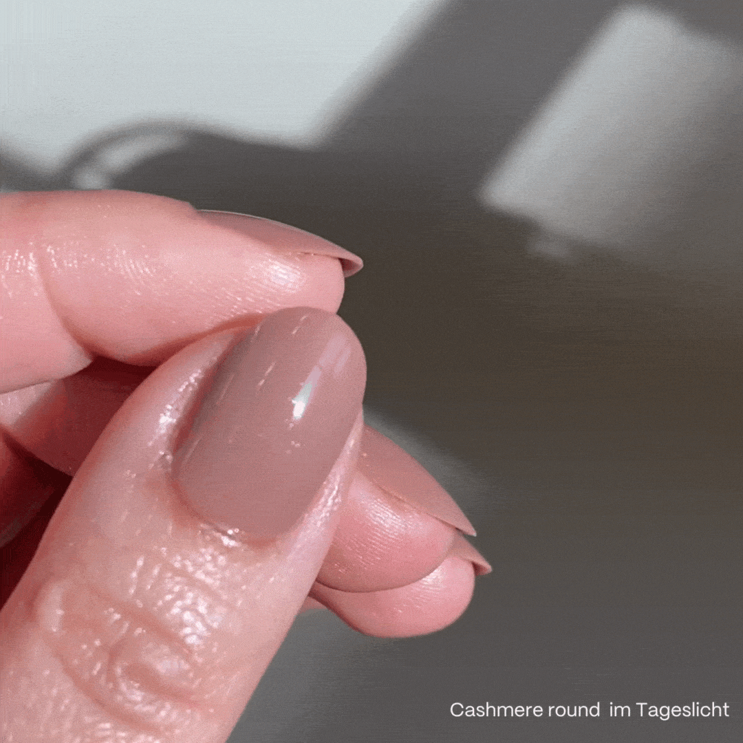 CASHMERE round Press on Nails